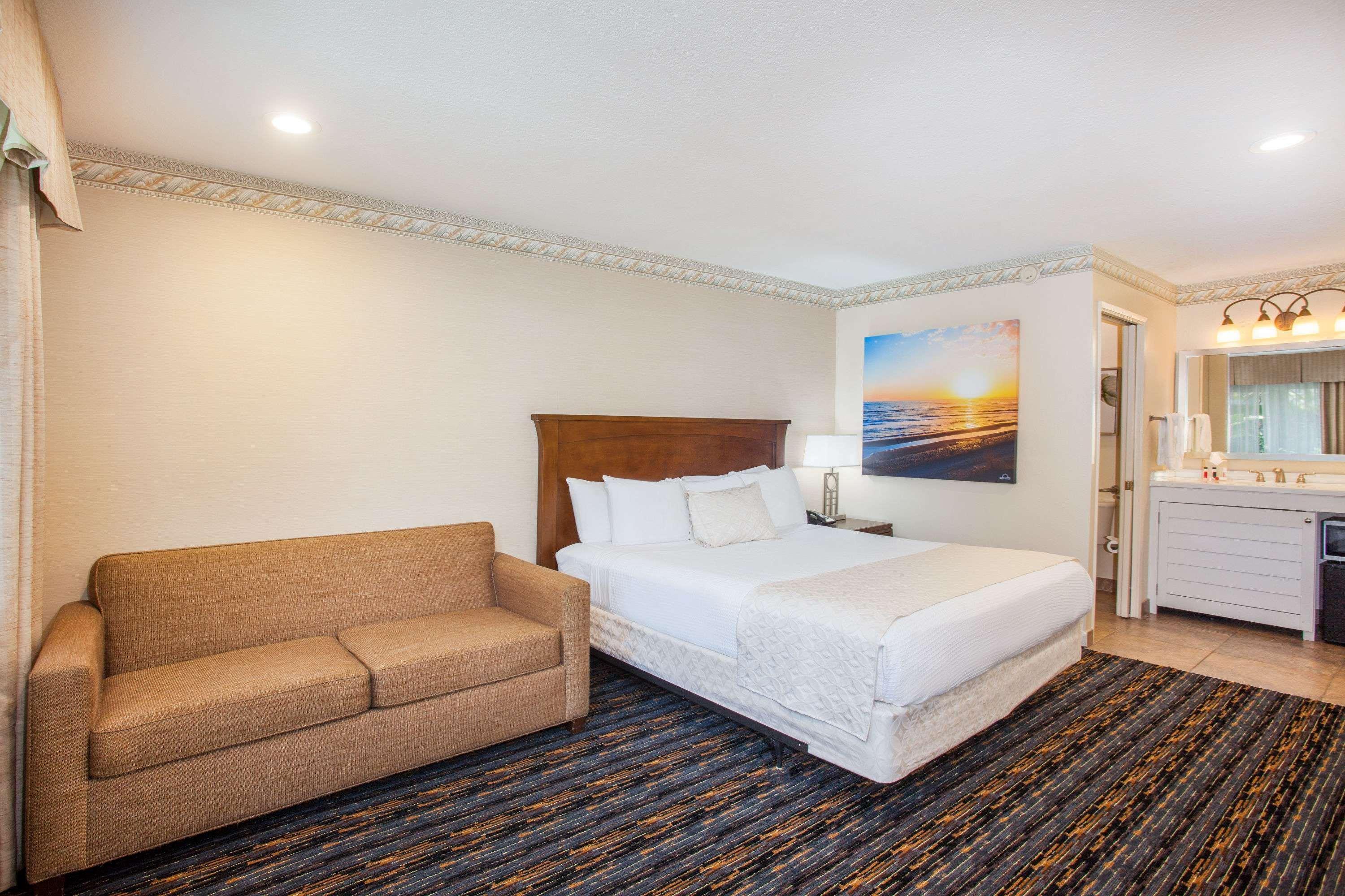 Days Inn By Wyndham San Diego Hotel Circle Bagian luar foto
